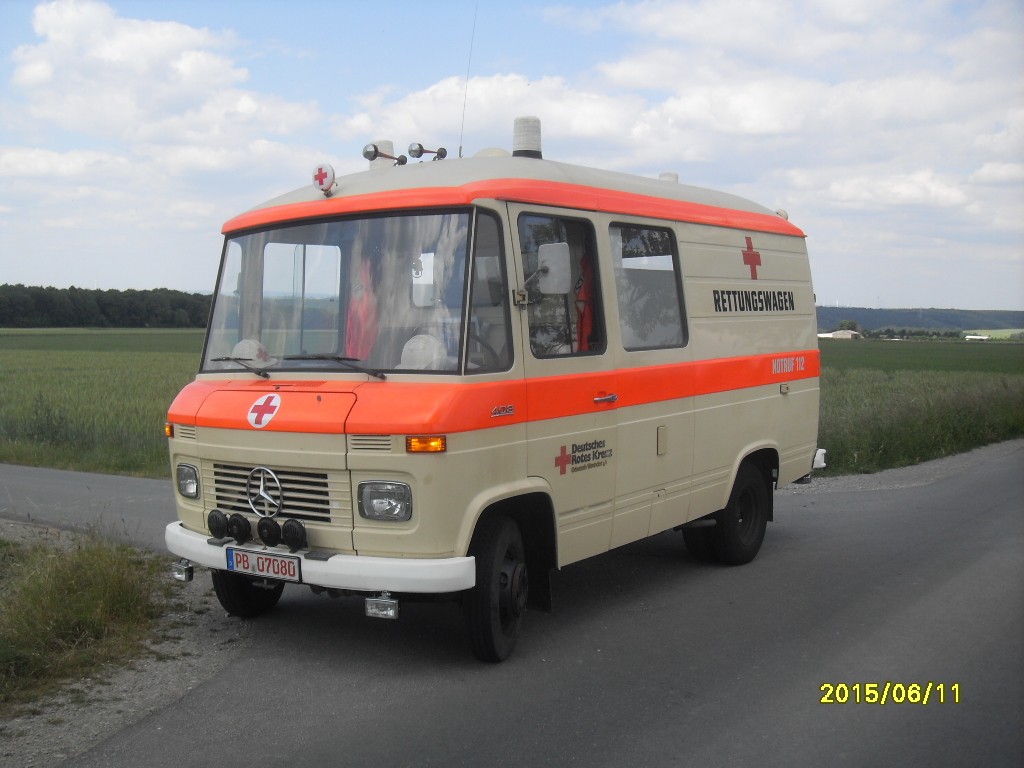 Mercedes Benz 408 RTW