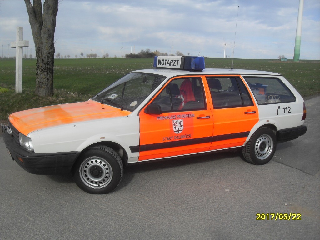 Notarzteinsatzfahrzeug (NEF) der 80er Jahre
